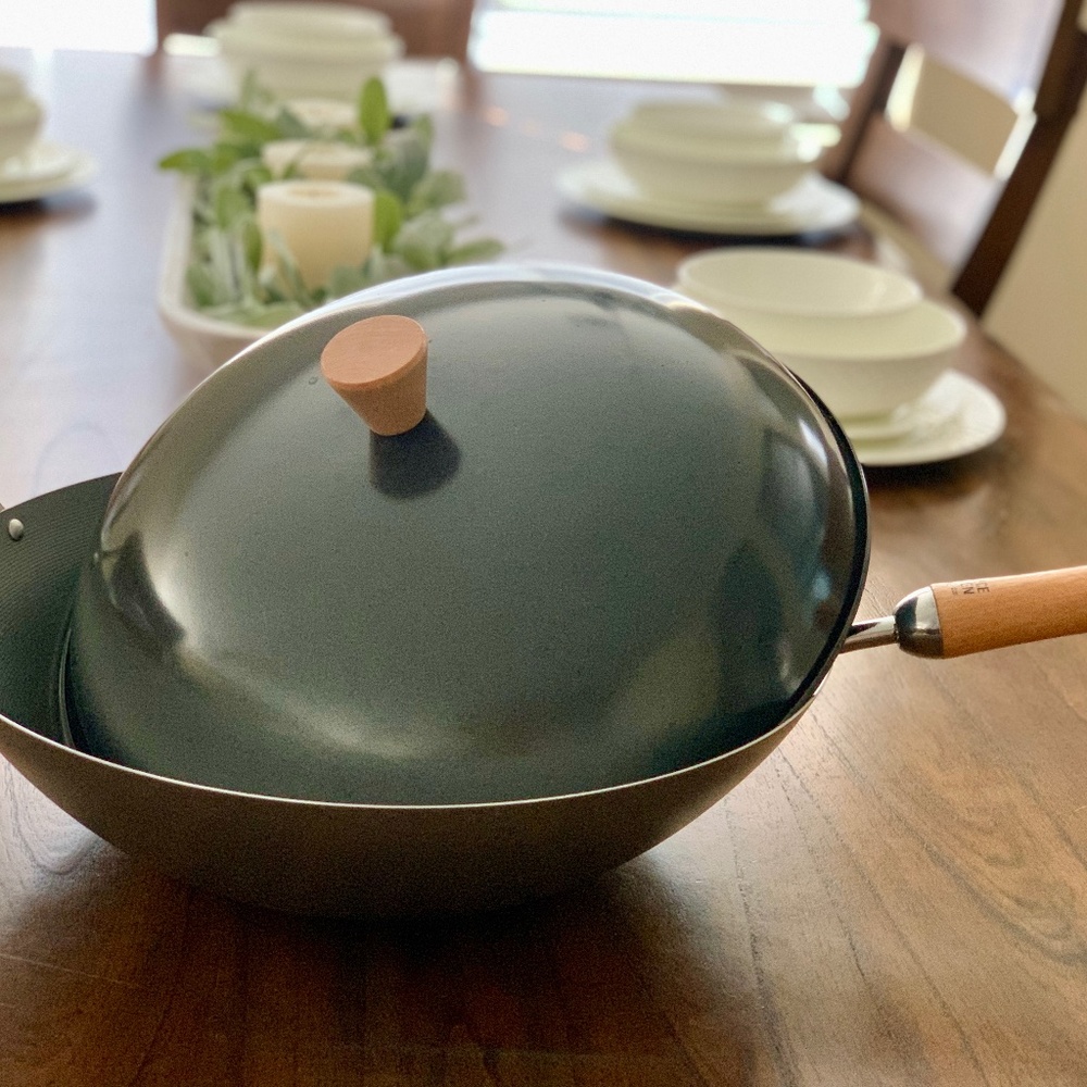 Professional grade cooking WOK